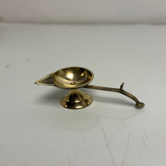 Brass Aarti Diya – Premium Indian Oil Lamp Online UK
