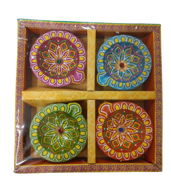 B25 - CLAY NON WAX DIYA / PACK OF 4 - Shubham Foods